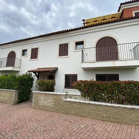 Sirena - Oasi Di Benessere A Marinagri Nyaraló *
