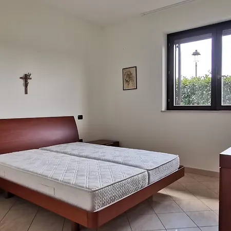 Nyaraló Sirena - Oasi Di Benessere A Marinagri